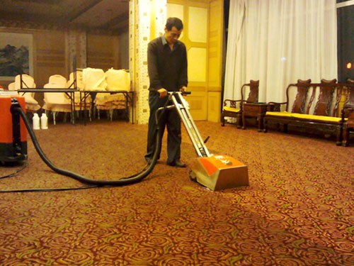 东莞地毯清洗服务